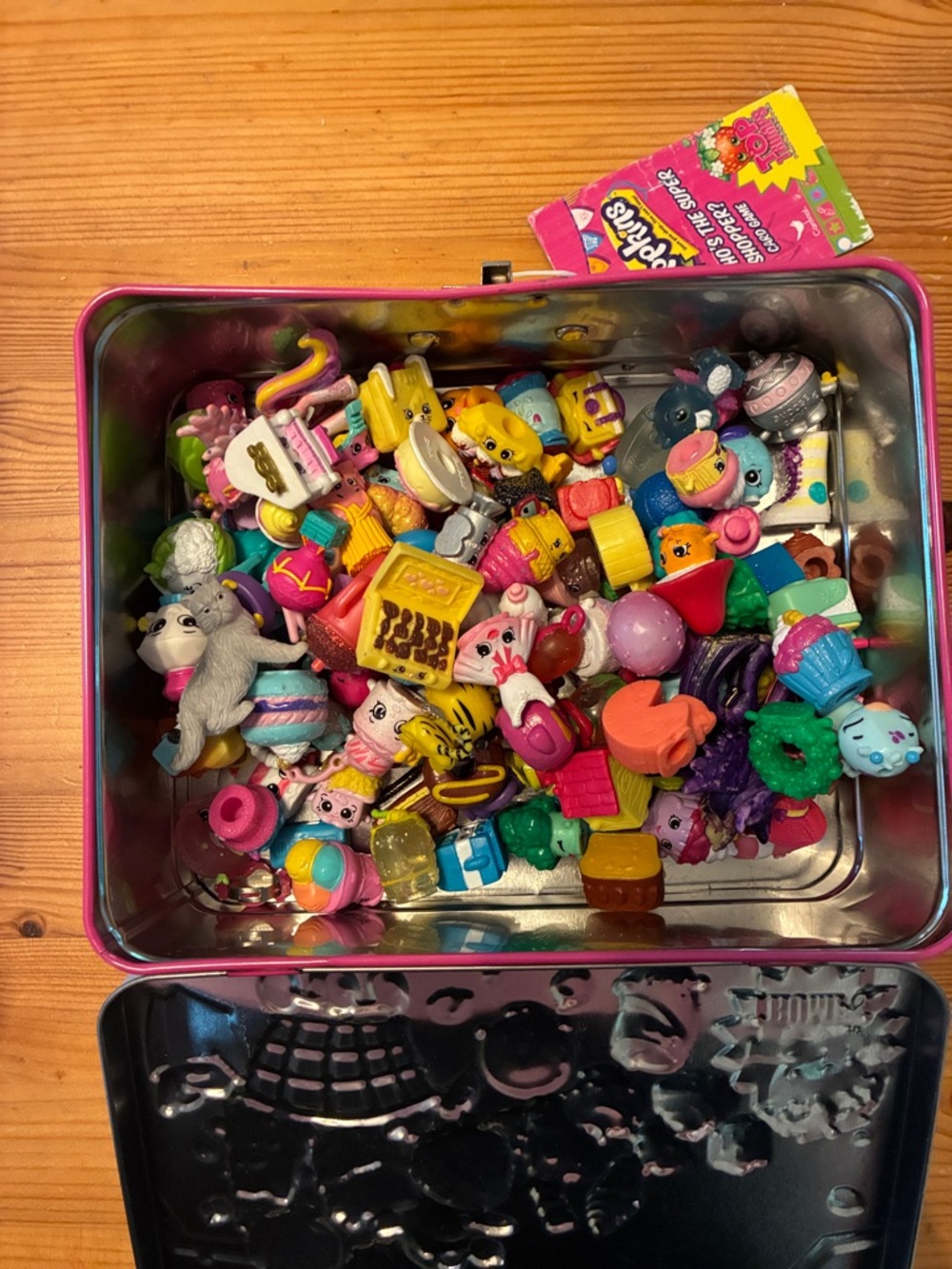 120+ Shopkins with Metal Carrying Case